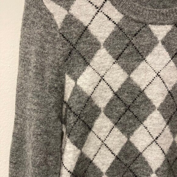 Simons Contemporaine Grey Plaid Checkered Sweater - Picture 2 of 4